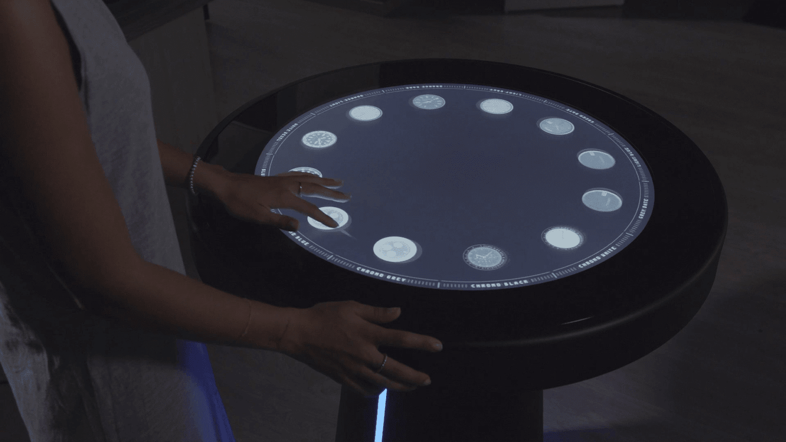 Projected Capacitive Round Touchscreen